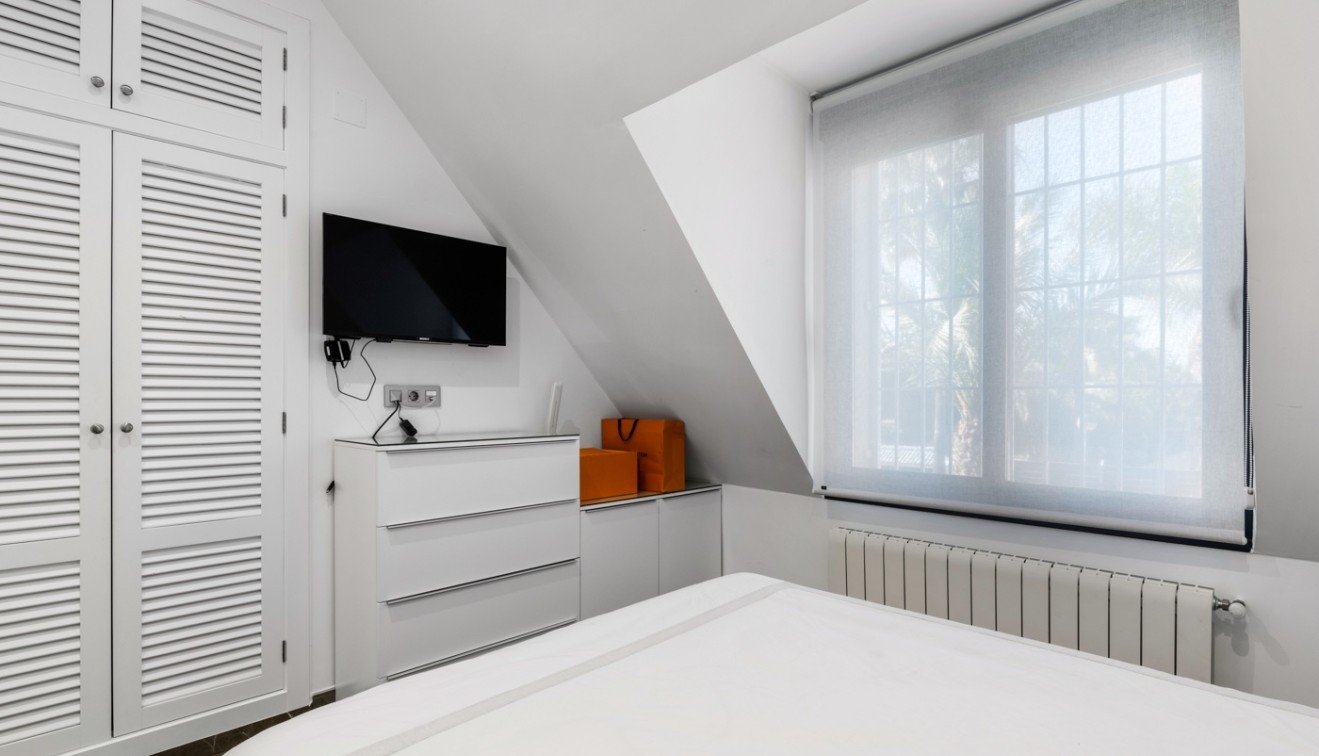 Verkoop - Villa - San Juan Alicante - Frank Espinós