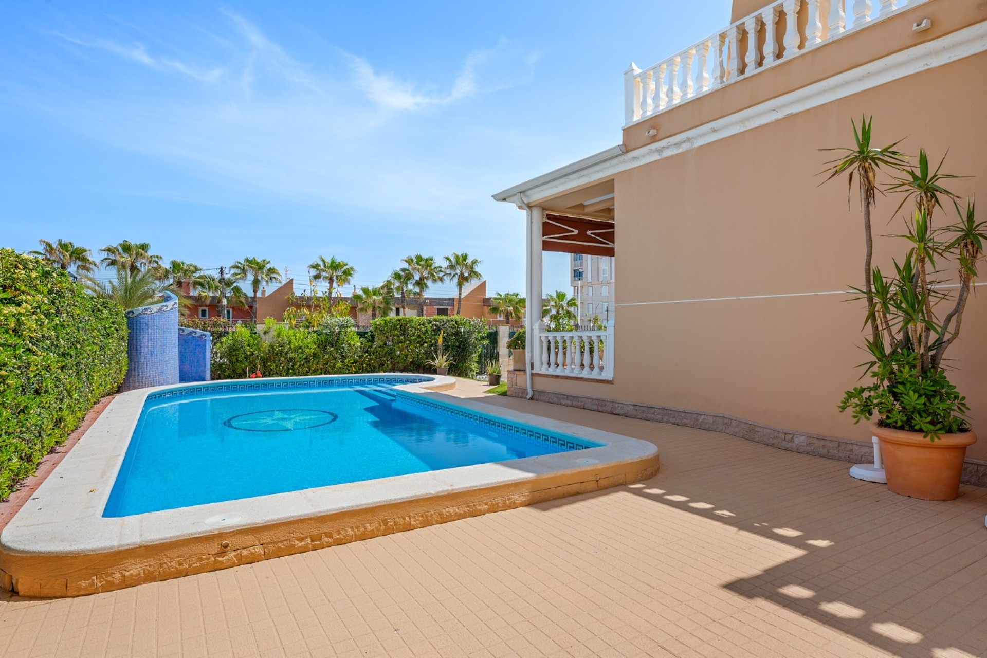 Verkoop - Villa - Torrevieja - La Mata