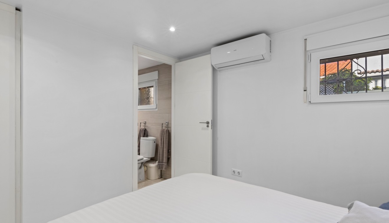 Verkoop - Villa - Torrevieja - Los Balcones