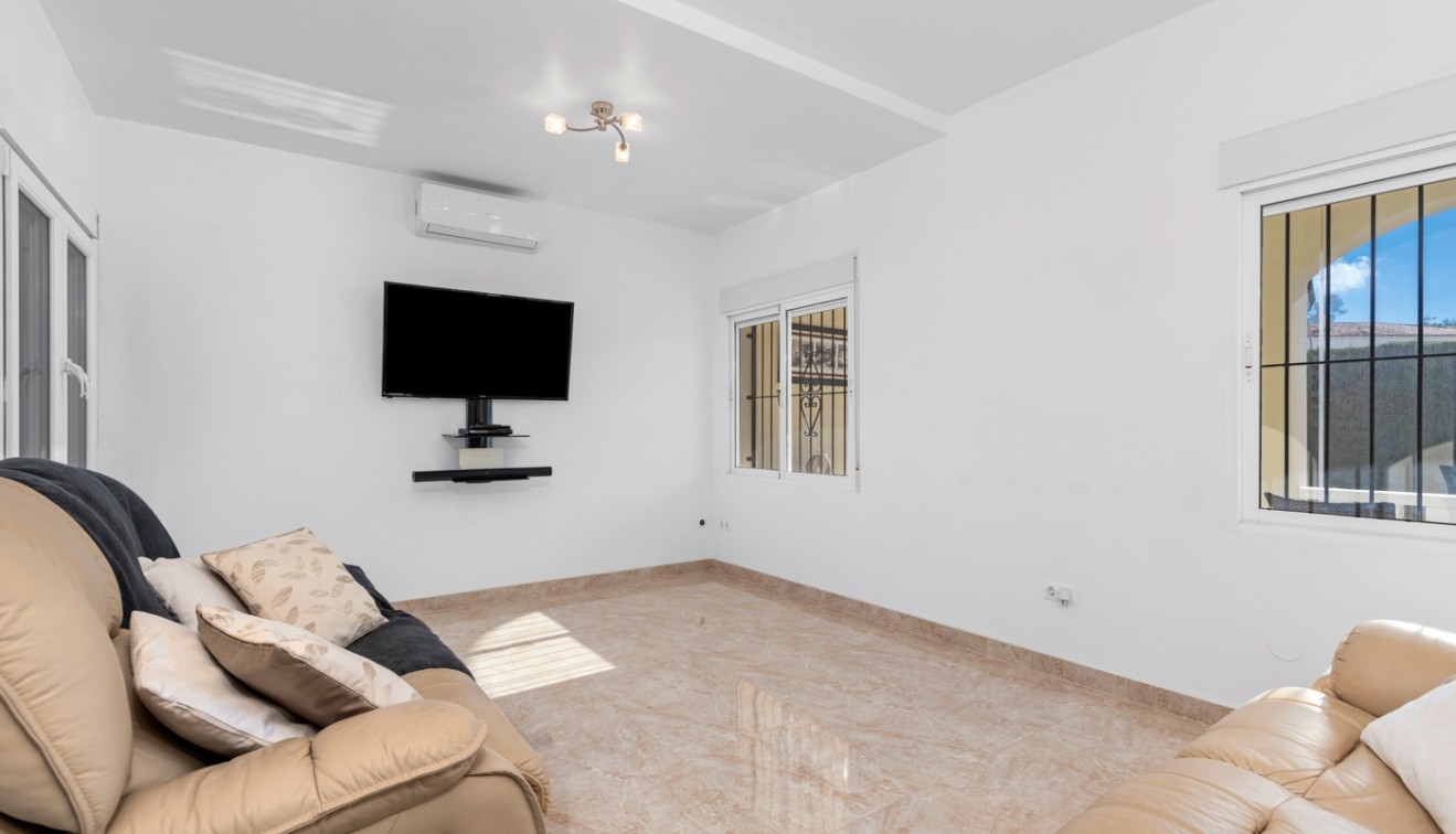 Verkoop - Villa - Torrevieja - Los Balcones