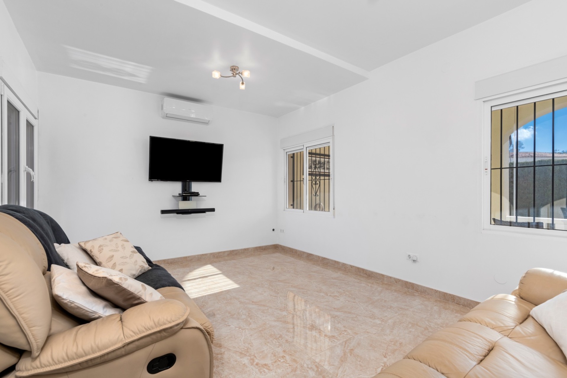 Verkoop - Villa - Torrevieja - Los Balcones