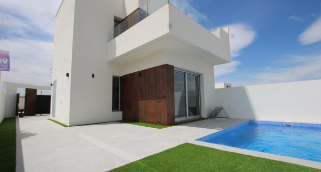 Villa - New Build - San Fulgencio - Pueblo