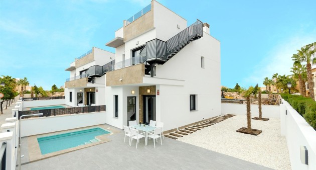 Villa - Nouvelle construction - Torrevieja - RD-78814