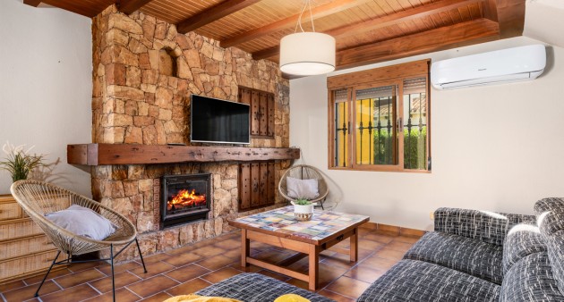 Sale - Chalet - Cabo Roig