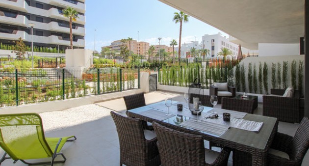 Venta - Piso - Arenales del Sol