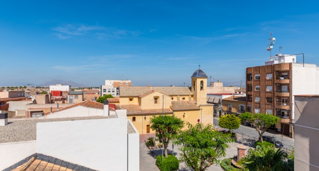 Venta - Piso - Daya Nueva