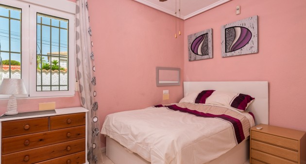 Sale - Villa - Ciudad Quesada - Rojales