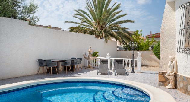 Sale - Villa - Ciudad Quesada - Rojales