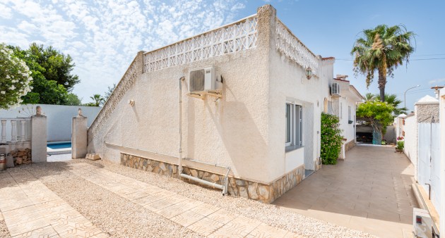 Sale - Villa - Ciudad Quesada - Rojales