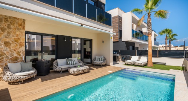 Sale - Villa - Orihuela costa - Lomas de Cabo Roig