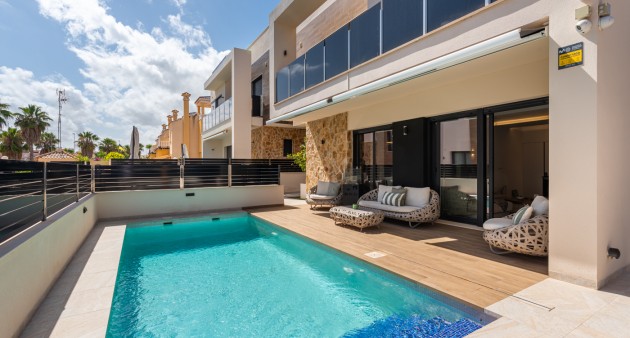 Sale - Villa - Orihuela costa - Lomas de Cabo Roig