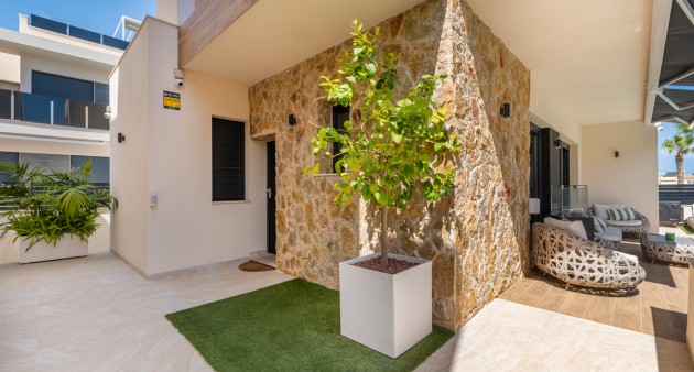 Sale - Villa - Orihuela costa - Lomas de Cabo Roig