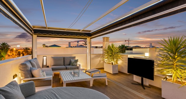 Sale - Villa - Orihuela costa - Lomas de Cabo Roig