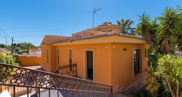 Sale - Villa - Ciudad Quesada - Rojales