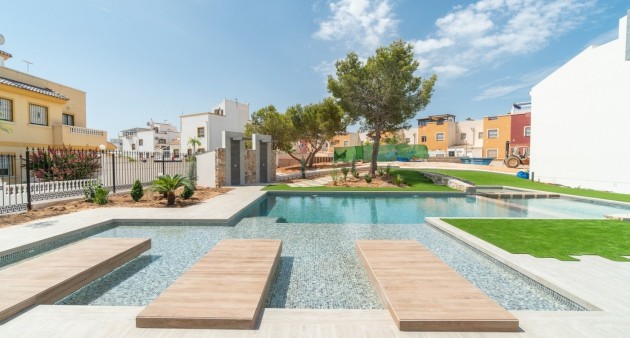 Nowo zbudowane - Bungalow - Torrevieja - Los Balcones