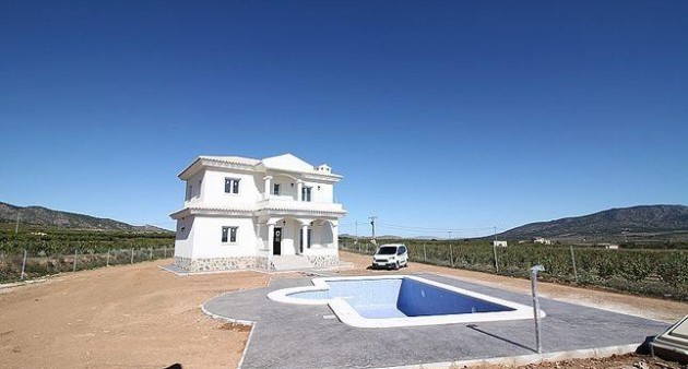 Nueva construcción  - Chalet - Pinoso - Camino Del Prado