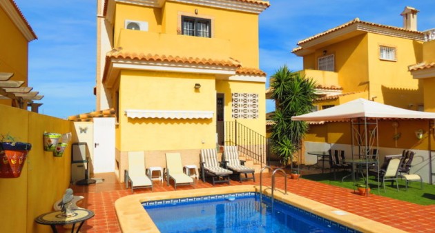 Sale - Villa - Lo Crispin