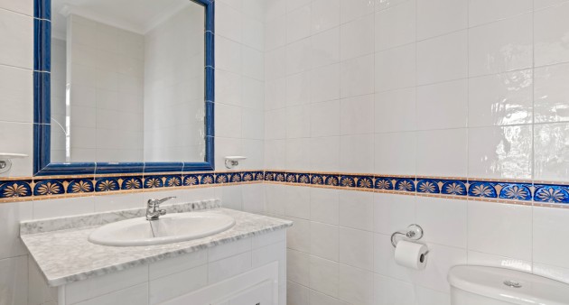 Sale - Villa - Orihuela costa - Villamartín