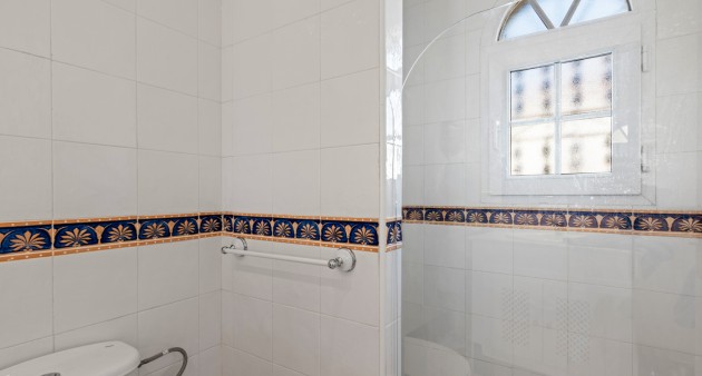 Sale - Villa - Orihuela costa - Villamartín