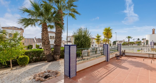 Sale - Villa - Orihuela costa - Villamartín