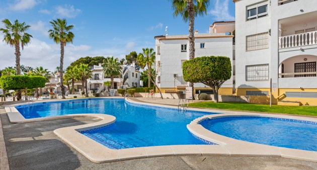 Sale - Villa - Orihuela costa - Villamartín