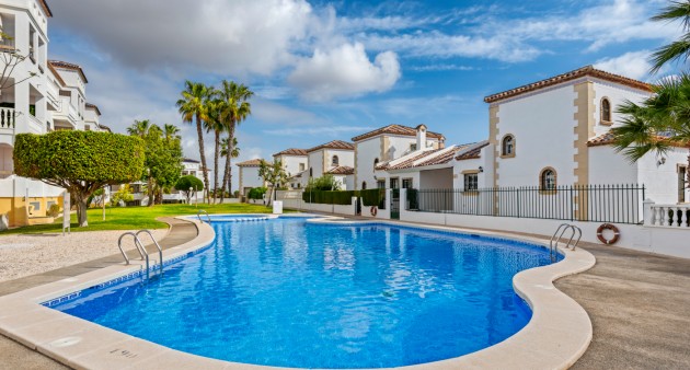 Sale - Villa - Orihuela costa - Villamartín
