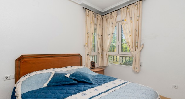 Sale - Villa - Orihuela costa - Villamartín