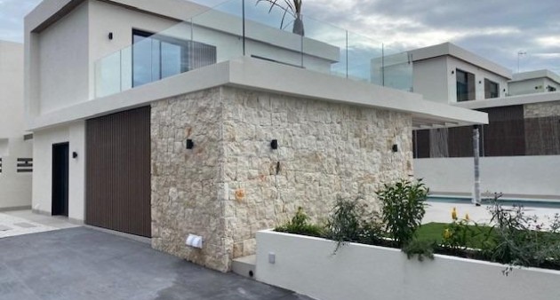 Nueva construcción  - Town House - Orihuela costa - Montezenia