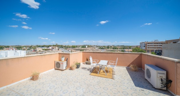 Sale - Apartment - Los Montesinos