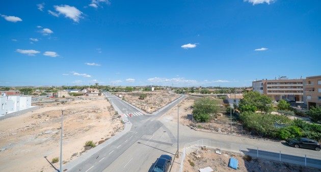 Sale - Apartment - Los Montesinos