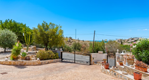 Sale - Villa - Alicante - El Campello