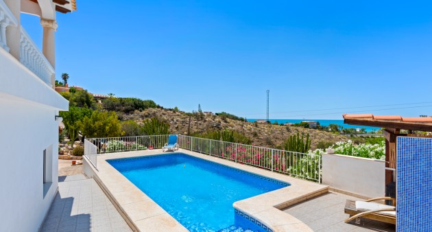 Sale - Villa - Alicante - El Campello