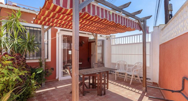 Venta - Bungalow - Torrevieja - Torretas