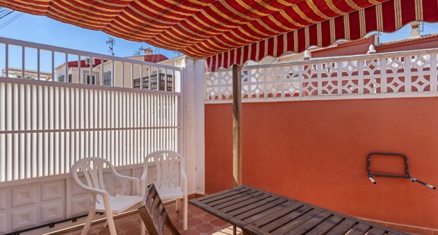 Sale - Bungalow - Torrevieja - Torretas