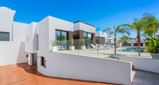 Sale - Villa - El Campello - El Amerador