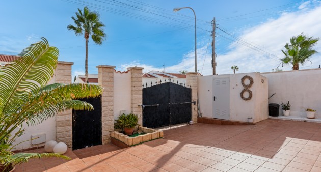 Sale - Villa - Ciudad Quesada - Rojales