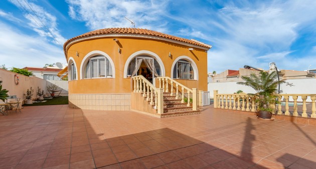 Sale - Villa - Ciudad Quesada - Rojales