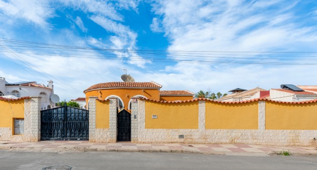 Sale - Villa - Ciudad Quesada - Rojales