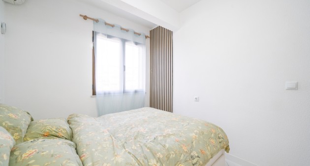 Sale - Flat - Orihuela costa - Playa Flamenca