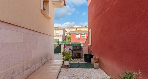 Sale - Villa - La Nucia - La nucia