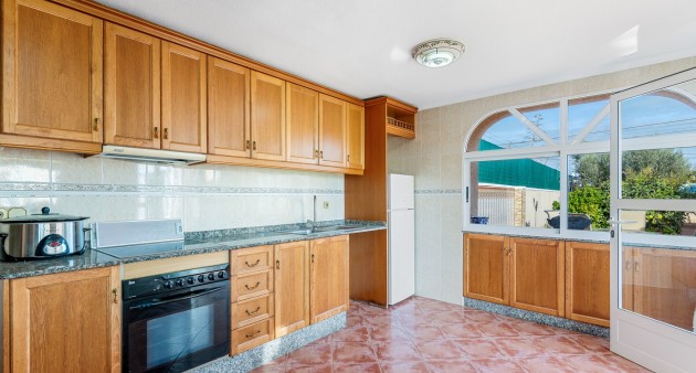 Venta - Chalet - Torrevieja