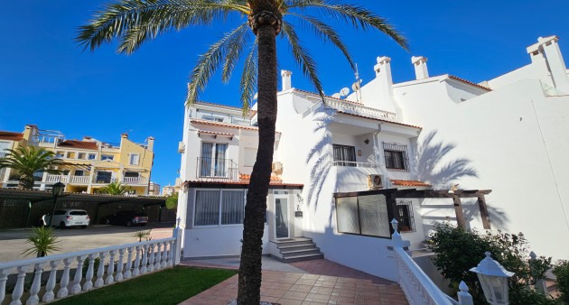 Vente - Townhouse - Torrevieja - La Mata