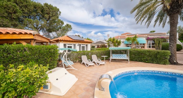 Sale - Chalet - Ciudad Quesada - Rojales