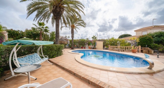 Sale - Chalet - Ciudad Quesada - Rojales