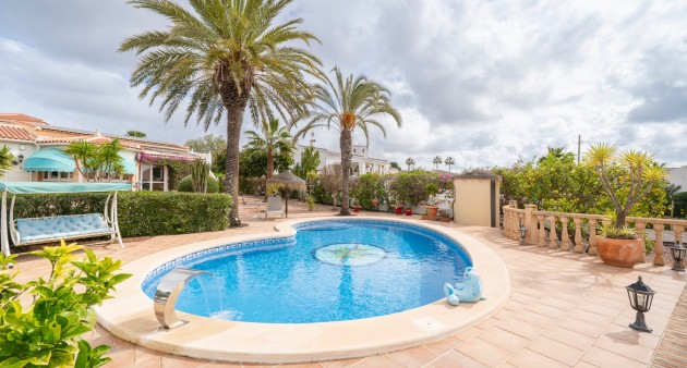 Sale - Chalet - Ciudad Quesada - Rojales