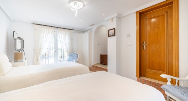 Sale - Chalet - Ciudad Quesada - Rojales