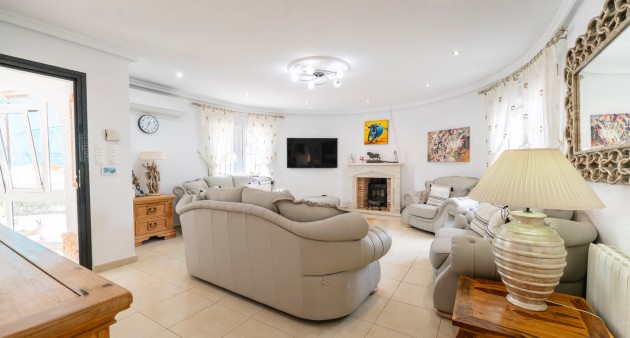 Sale - Chalet - Ciudad Quesada - Rojales