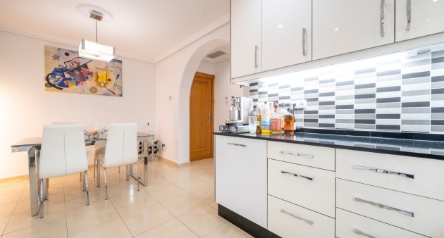 Sale - Chalet - Ciudad Quesada - Rojales