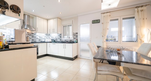 Sale - Chalet - Ciudad Quesada - Rojales