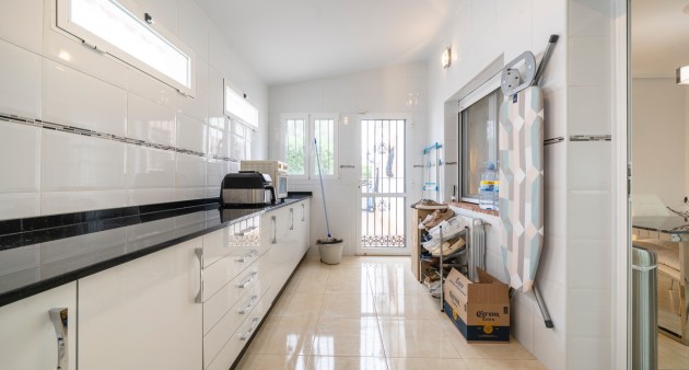 Sale - Chalet - Ciudad Quesada - Rojales